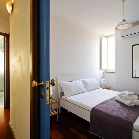 Bed And Travel Dogana Regia 15